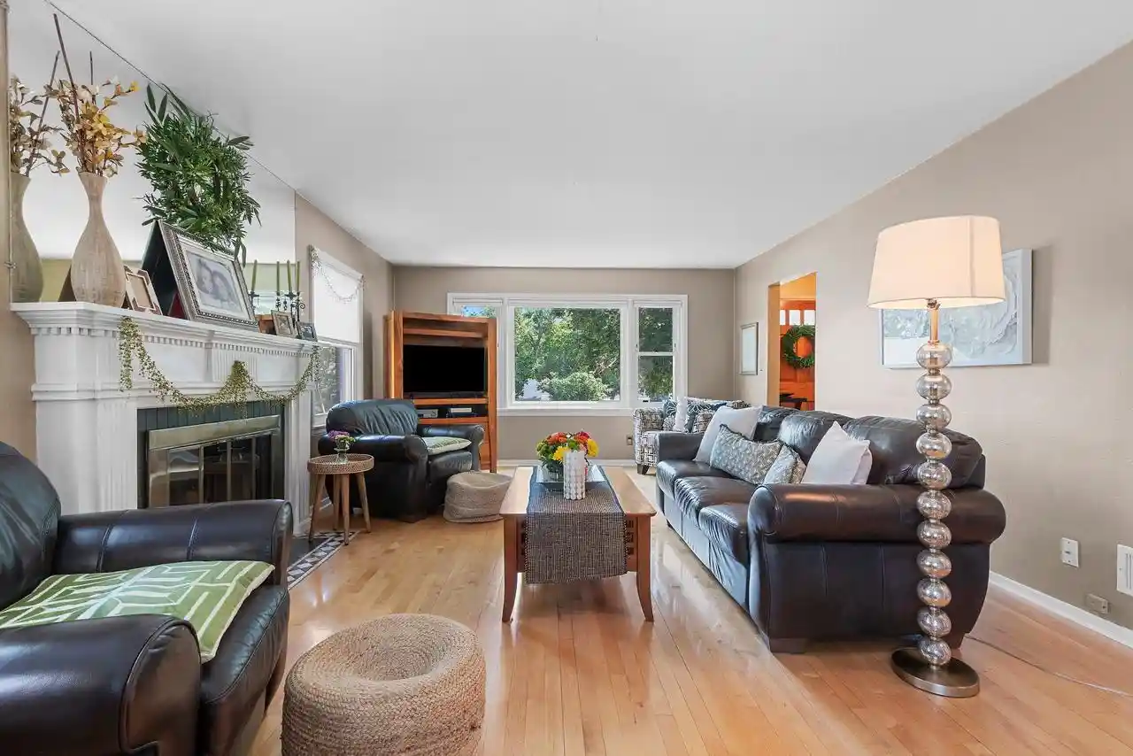Photo 2 of Single family home for sale at 2012 Woodrow Way Way, Green Bay, WI 54301 | MLS# 50330337 | Listing updated on 2026-08-27