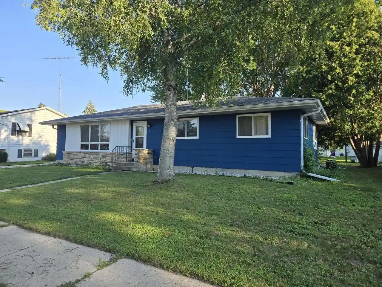 1st image of 215 Center Street Street, North Fond Du Lac, WI 54937 | MLS# 50330320