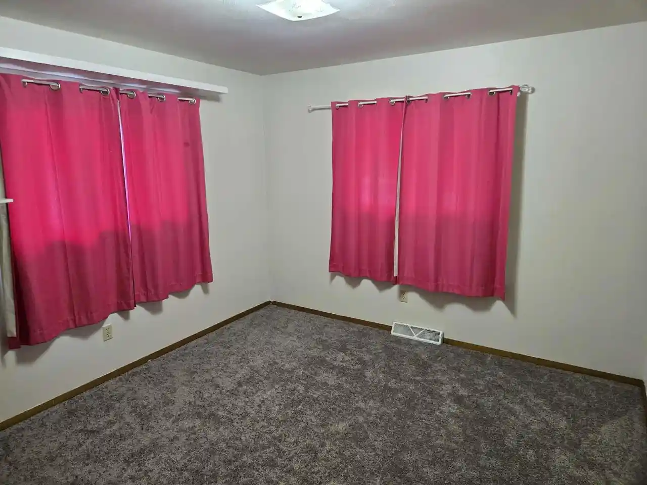 2nd image of 215 Center Street Street, North Fond Du Lac, WI 54937 | MLS# 50330320