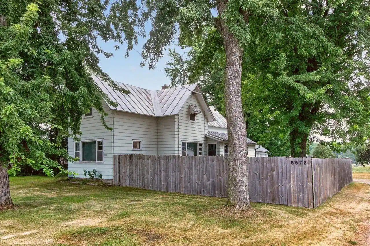 1st image of N6676 State Road 49, Weyauwega, WI 54983 | MLS# 50330319