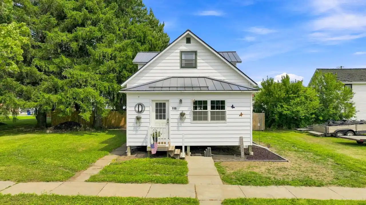 1st image of 119 S 4th Avenue Avenue, Edgar, WI 54426 | MLS# 1974605