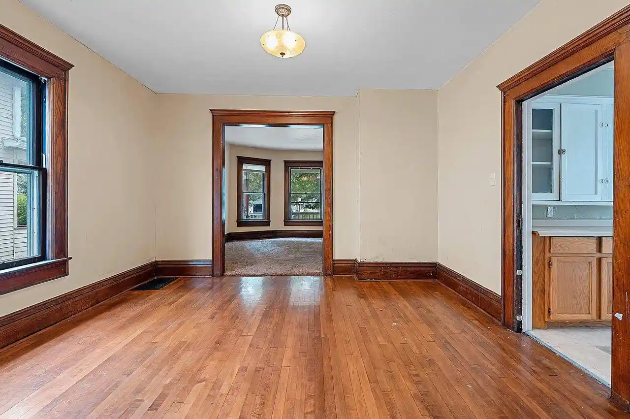 2nd image of 234 N Oakland Avenue Avenue, Green Bay, WI 54303 | MLS# 50330327