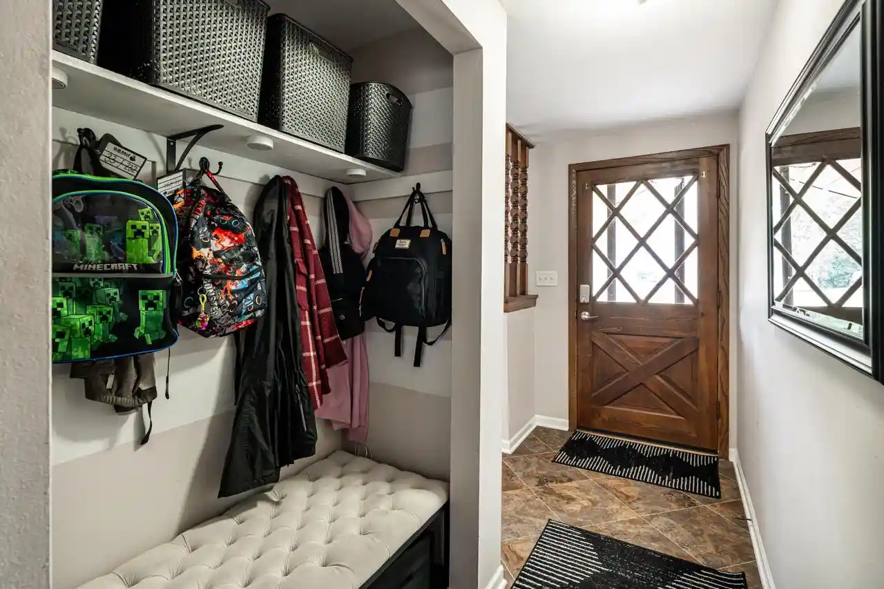 3rd image of 3615 W Barnard Avenue Avenue, Milwaukee, WI 53221 | MLS# 1974608