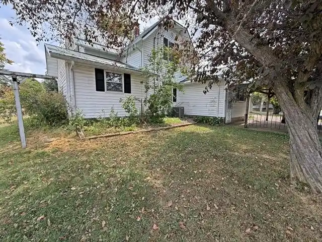 Photo 3 of Single family home for sale at 105 N Hendren Avenue Avenue, Greenwood, WI 54437 | MLS# 22603735 | Listing updated on 2026-09-21