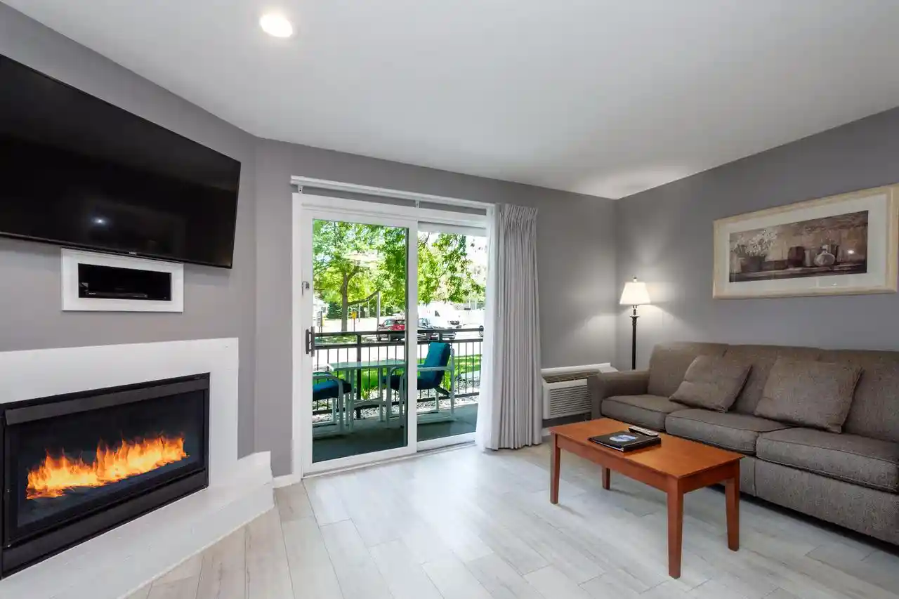 4th image of 111 Center Street Street #263, Lake Geneva, WI 53147 | MLS# 1974620