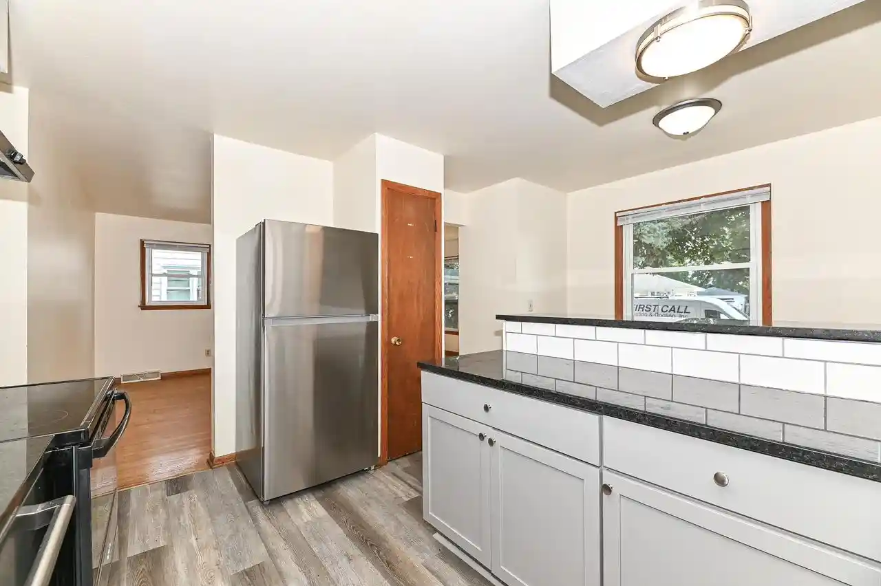 5th image of 1728 Cleveland Avenue Avenue #1730, Racine, WI 53405 | MLS# 1974622