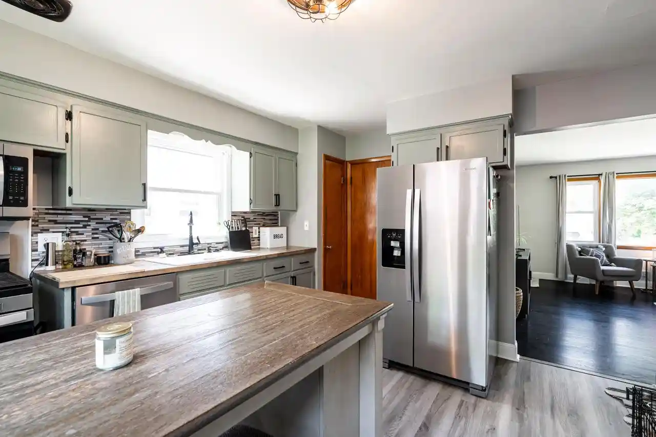 Listing Photo 4 - Condo for sale in building located at 4946 N 108Th St St, Milwaukee, WI 53225 - Unit #4948