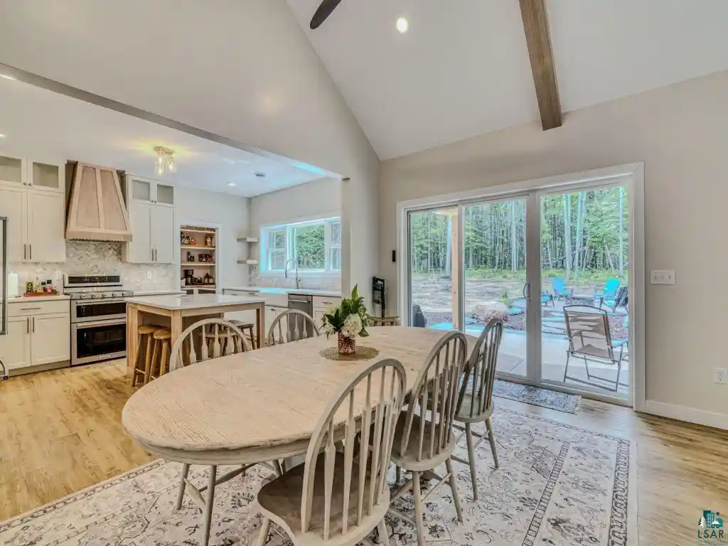 image of 6514 S Leggate Rd Rd, Superior, WI 54880 | MLS# 6127139
