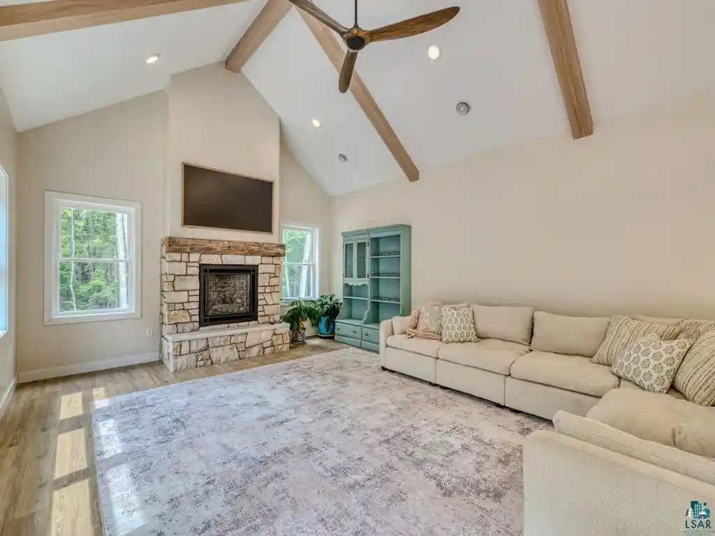 image of 6514 S Leggate Rd Rd, Superior, WI 54880 | MLS# 6127139