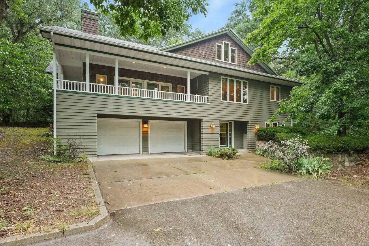 1st image of 6760 Sunset Dr Dr, Verona, WI 53593 | MLS# 2029640