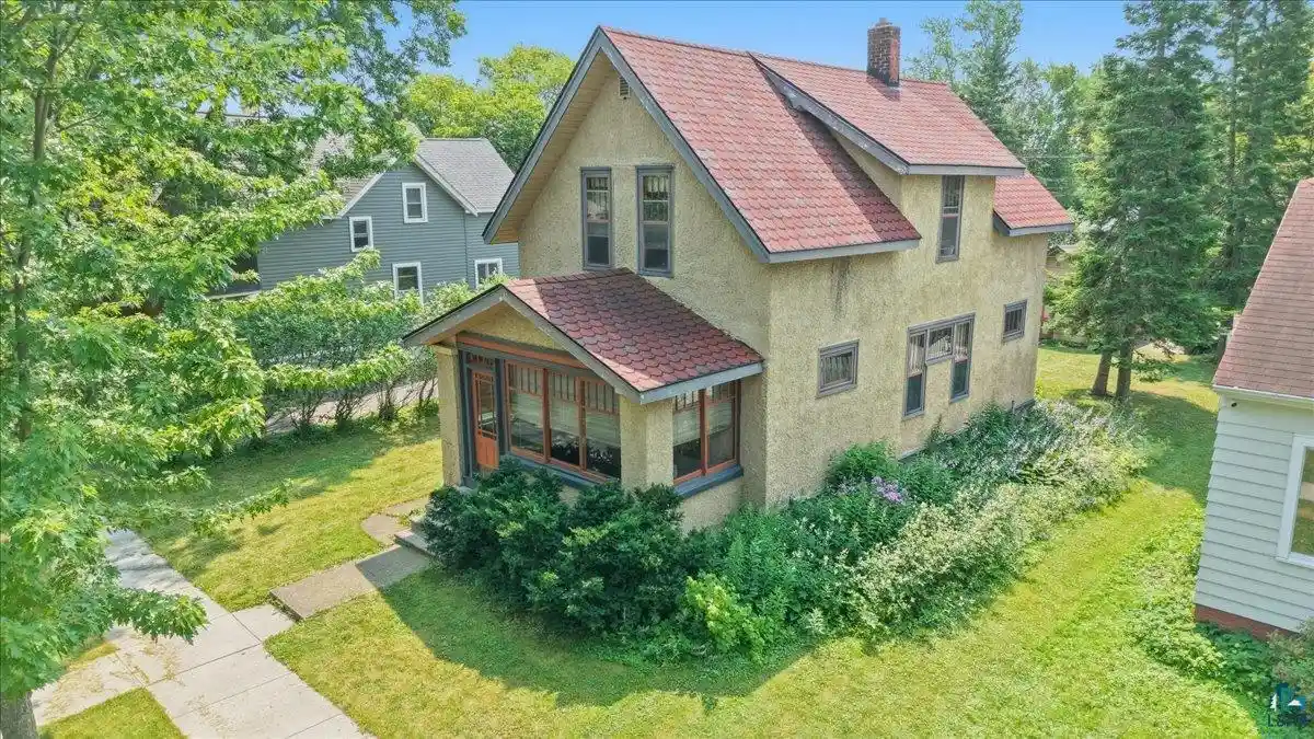 32nd image of 1114 N 18th St St, Superior, WI 54880 | MLS# 6127144