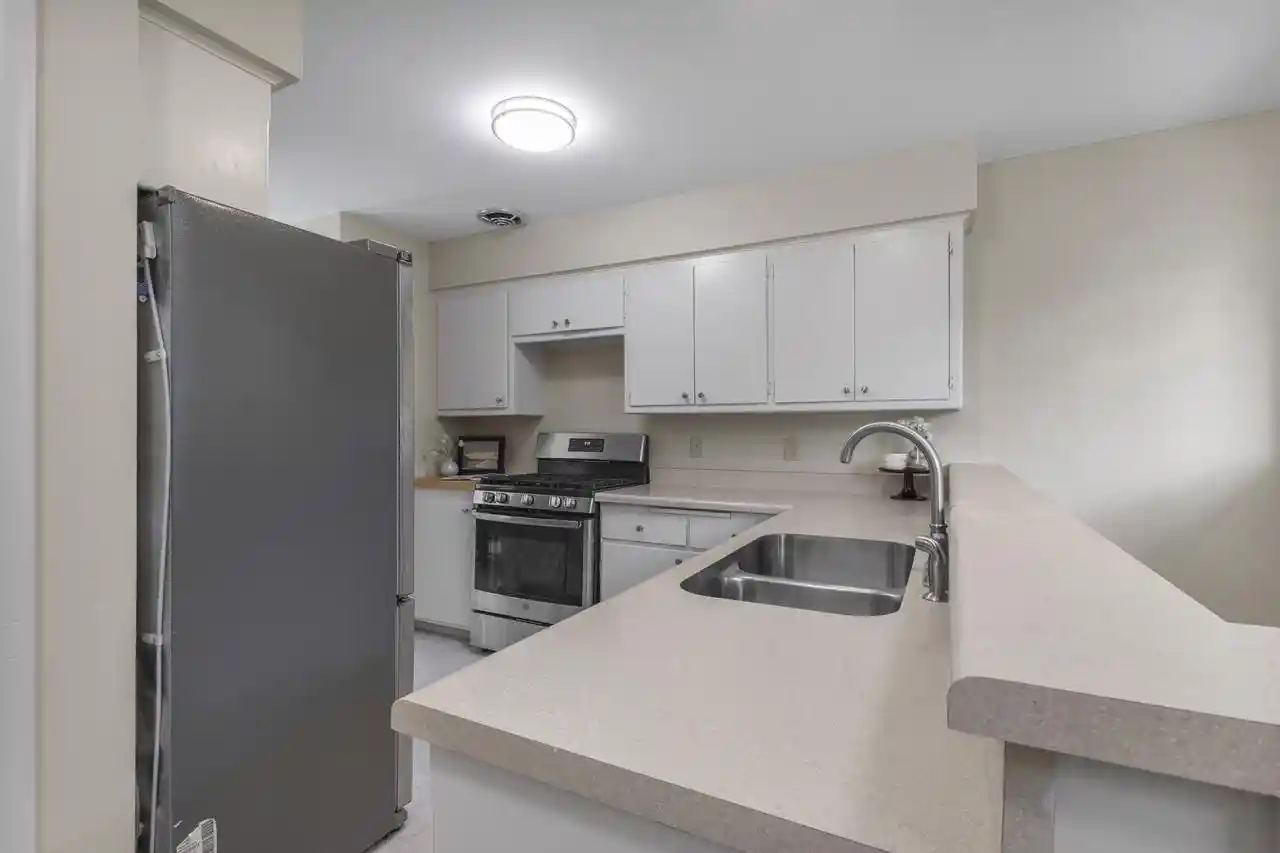 Photo 3 of Sale Pending at 2310 Tanager Trail Trail, Madison, WI 53711 | MLS# 2029661 | Listing updated on 2026-09-16