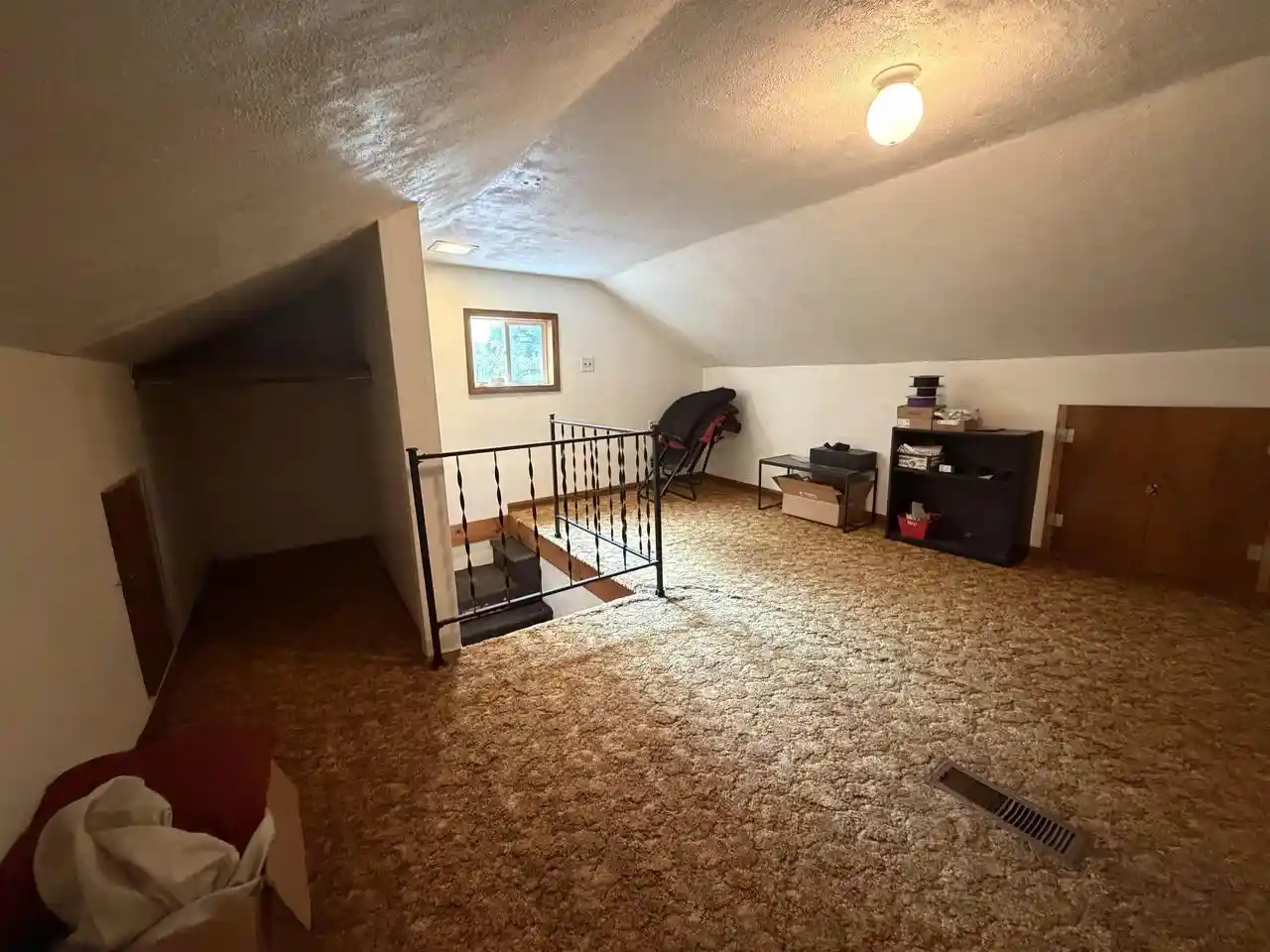 4th image of 250 S Brown Avenue Avenue, Peshtigo, WI 54157 | MLS# 50330374