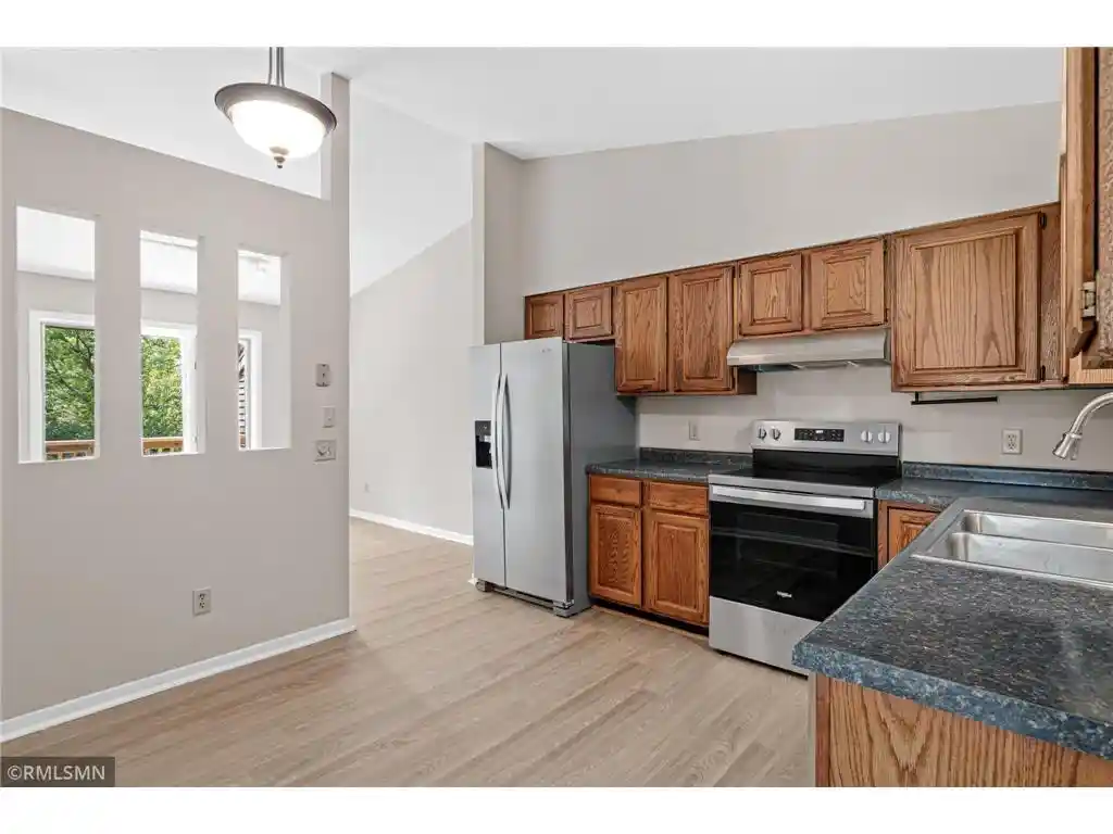 4th image of 451 Hunter Hill Road Road, Hudson, WI 54016 | MLS# 7114911