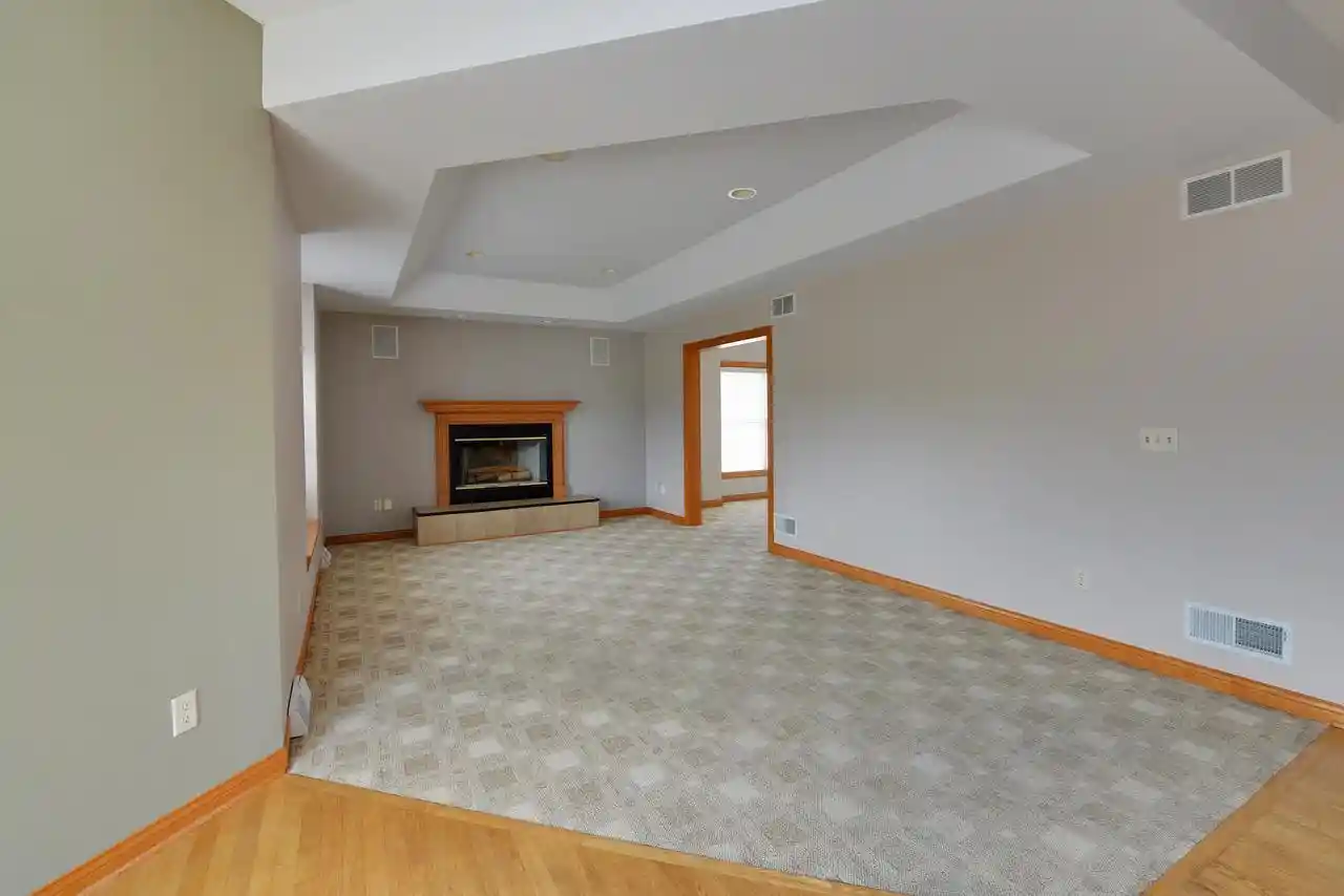 Photo 3 of Single family home for sale at 4851 W Alesci Dr Dr, Franklin, WI 53132 | MLS# 1974661 | Listing updated on 2026-09-25