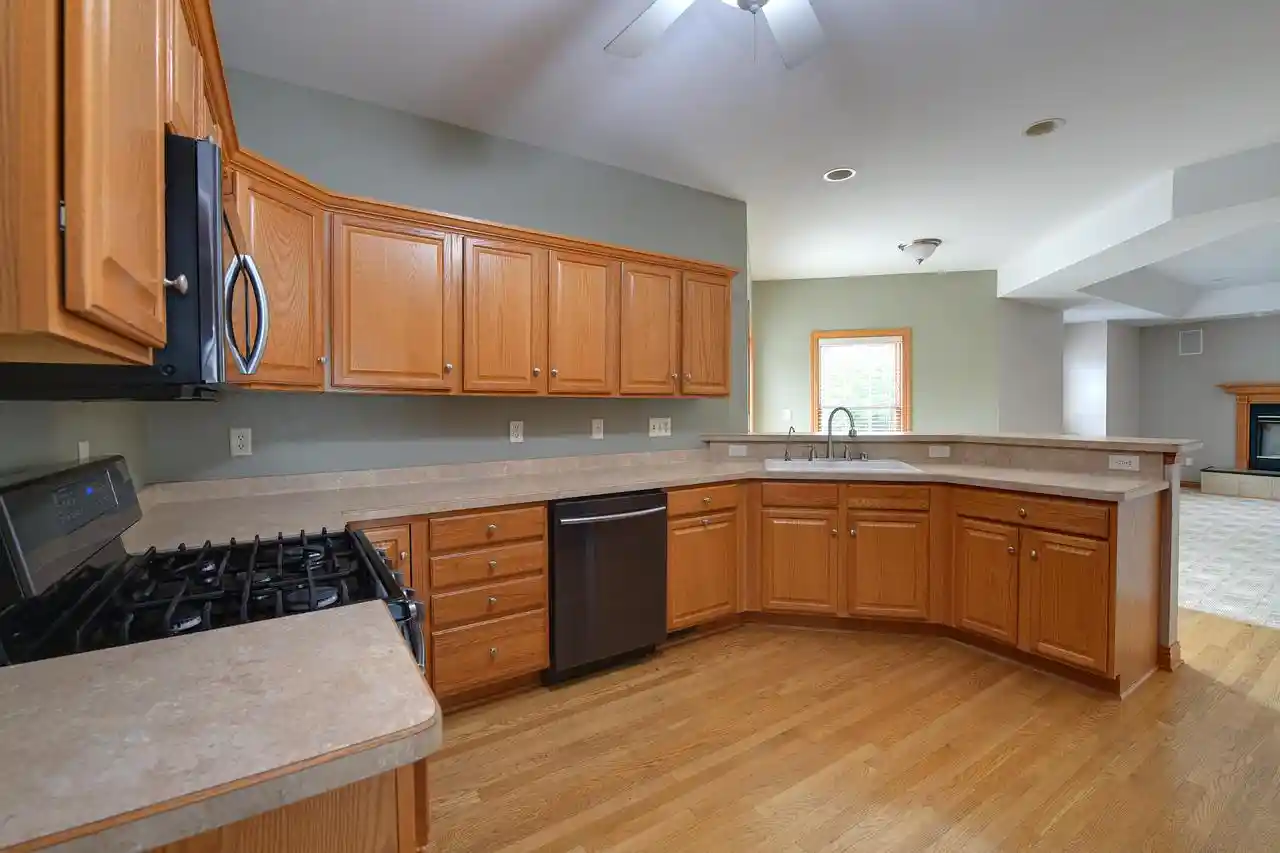 34th image of 4851 W Alesci Dr Dr, Franklin, WI 53132 | MLS# 1974661