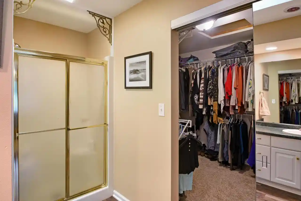 3rd image of 1402 Amys Pl Pl, West Bend, WI 53090 | MLS# 1974663