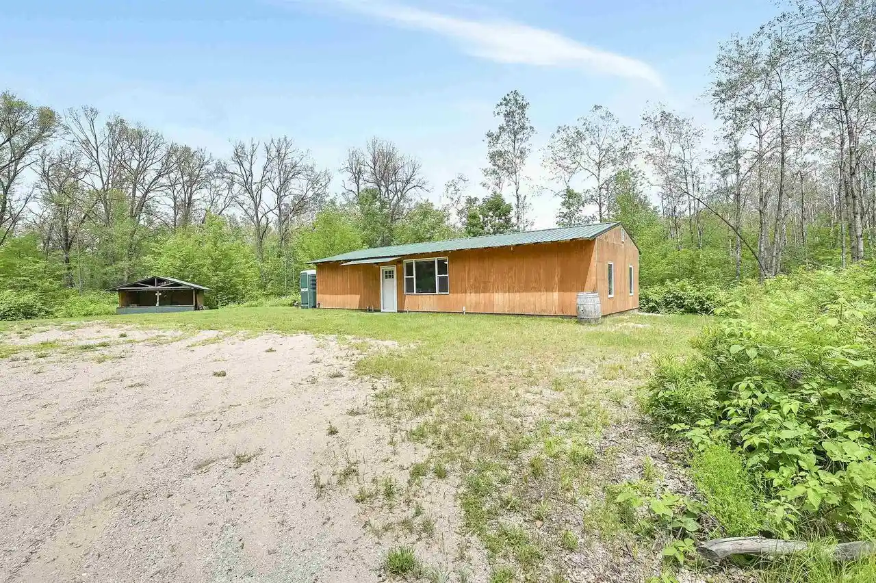 1st image of W13670 Brooks Lane Lane, Crivitz, WI 54114 | MLS# 50330379
