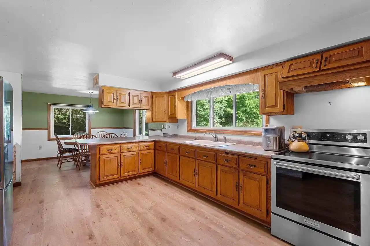 3rd image of W10463 Leskovec Lane Lane, Crivitz, WI 54114 | MLS# 50330386