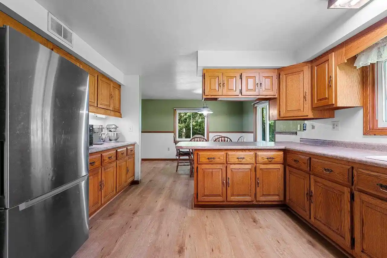 5th image of W10463 Leskovec Lane Lane, Crivitz, WI 54114 | MLS# 50330386