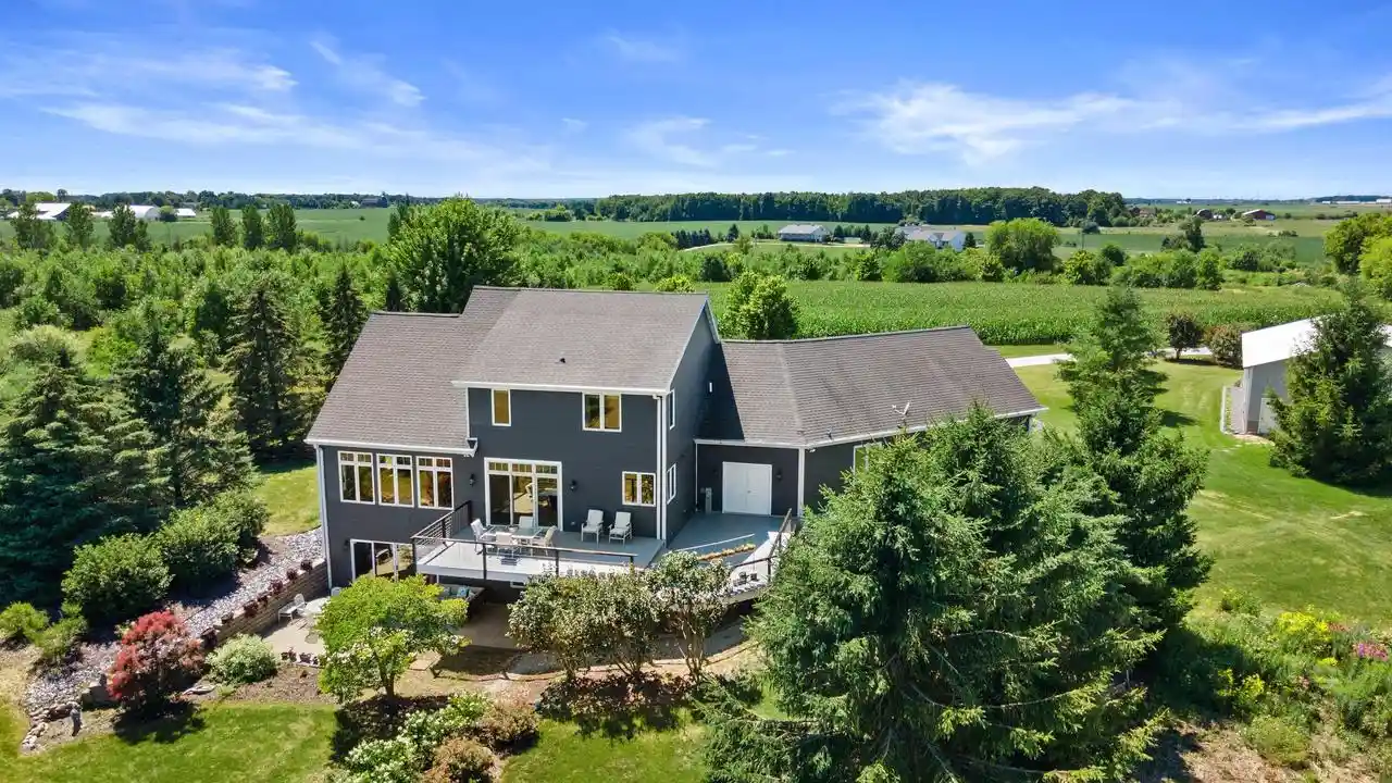 2nd image of 5102 Six Mile Road Road, Belgium, WI 53004 | MLS# 1974670