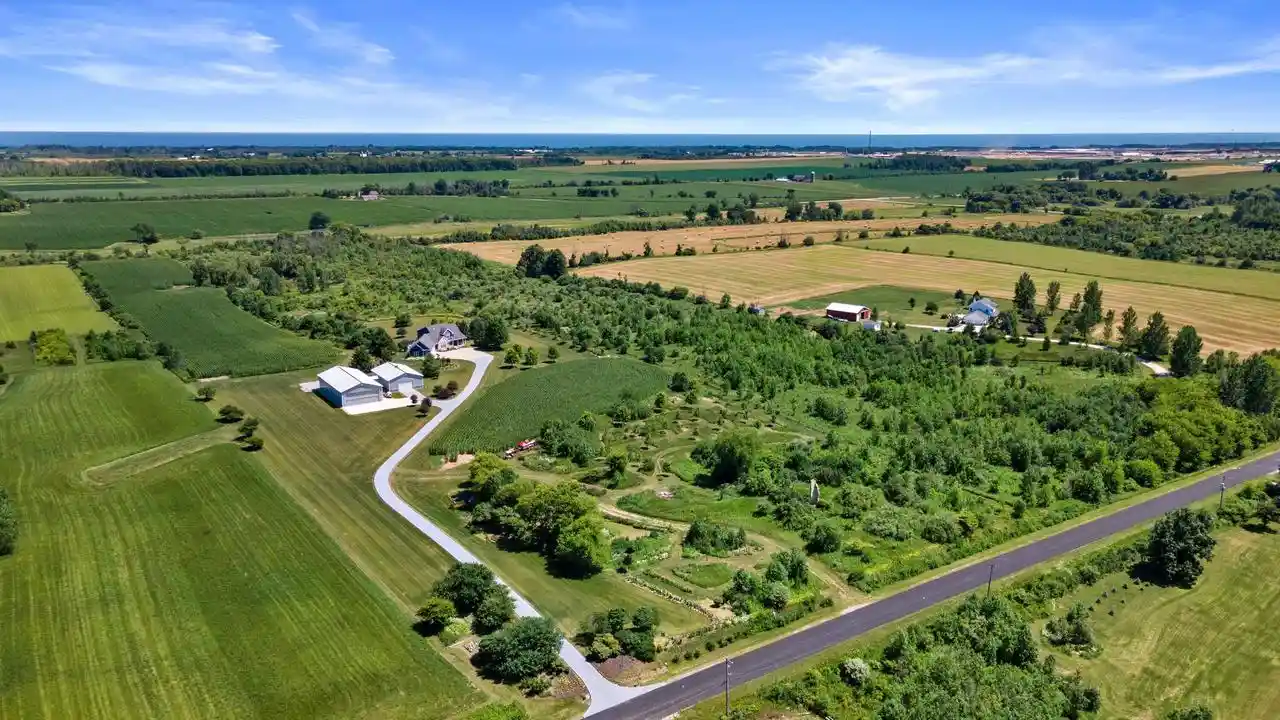 5th image of 5102 Six Mile Road Road, Belgium, WI 53004 | MLS# 1974670