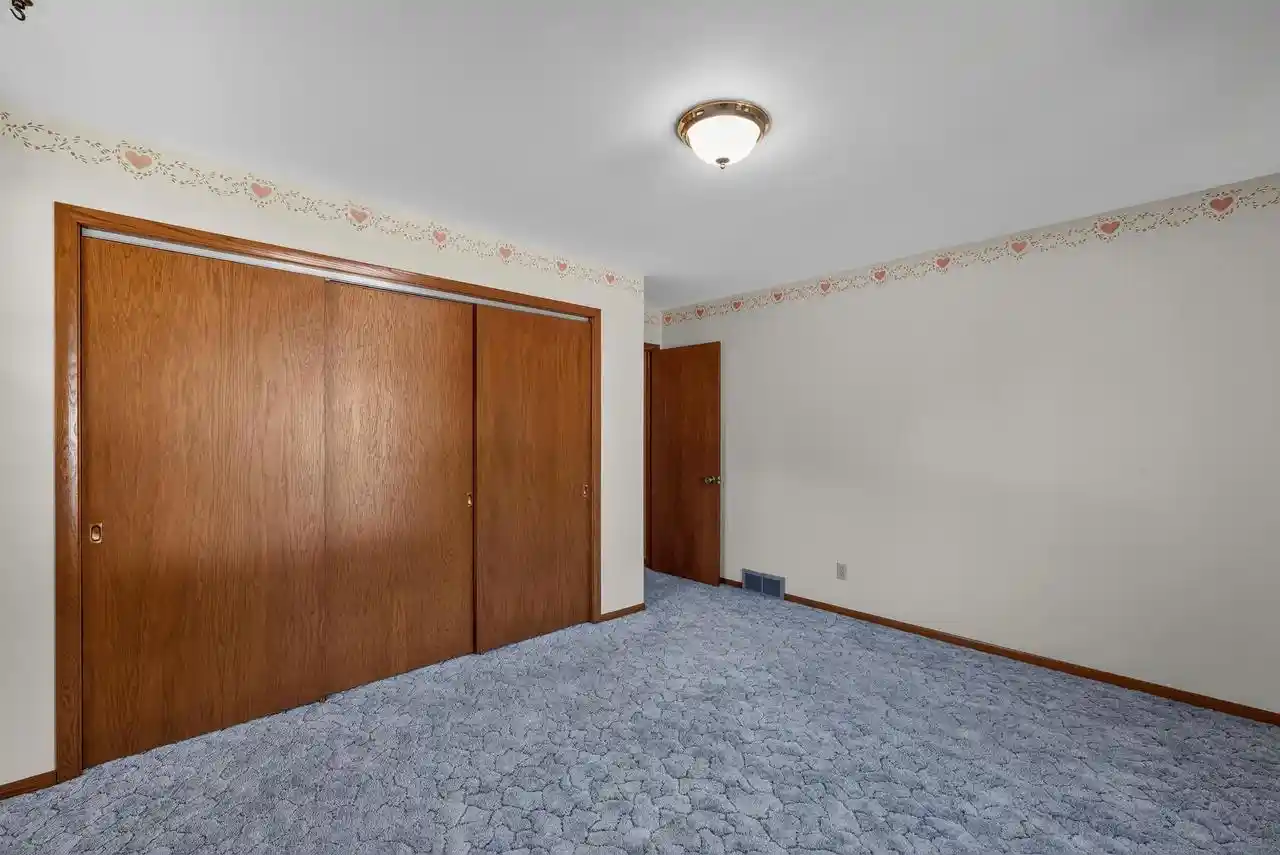2nd image of 205 Starkweather Dr Dr, Beaver Dam, WI 53916 | MLS# 2029684