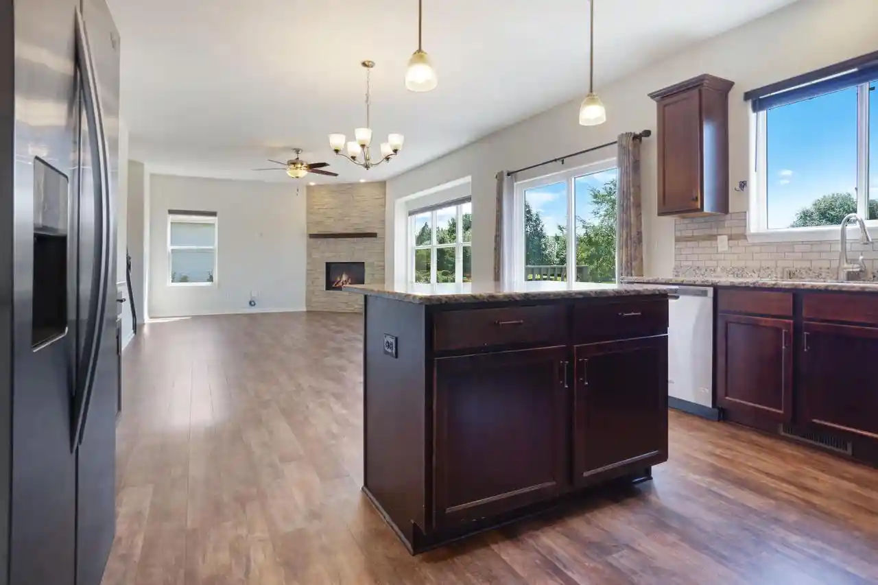 2nd image of N60w13839 Weyerhaven Dr Dr, Menomonee Falls, WI 53051 | MLS# 1974692