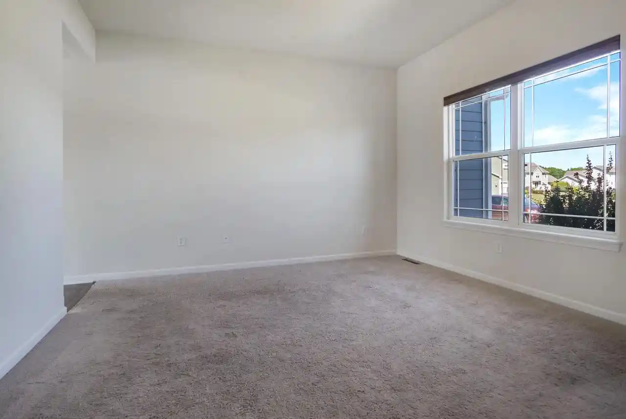 3rd image of N60W13839 Weyerhaven Dr Dr, Menomonee Falls, WI 53051 | MLS# 1974692