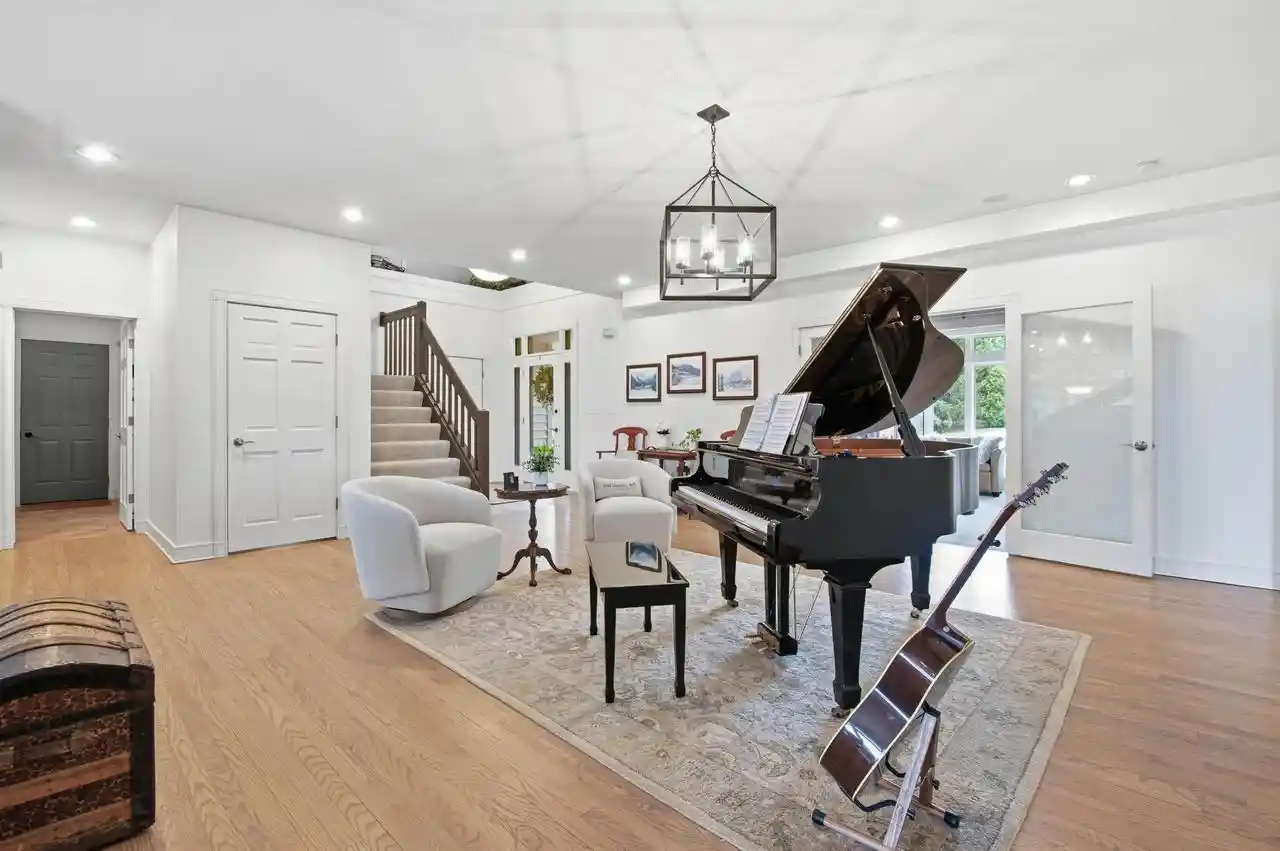 49th image of 1801 E Bristlecone Dr Dr, Hartland, WI 53029 | MLS# 1974693