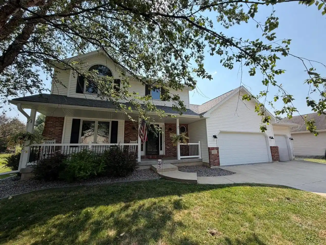 1st image of 6867 Valiant Dr Dr, Windsor, WI 53598 | MLS# 2029685