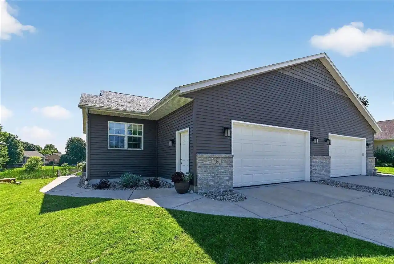 Photo 1 of Single family home for sale at 746 Thompson Dr Dr, Oregon, WI 53575 | MLS# 2029687 | Listing updated on 2026-08-13