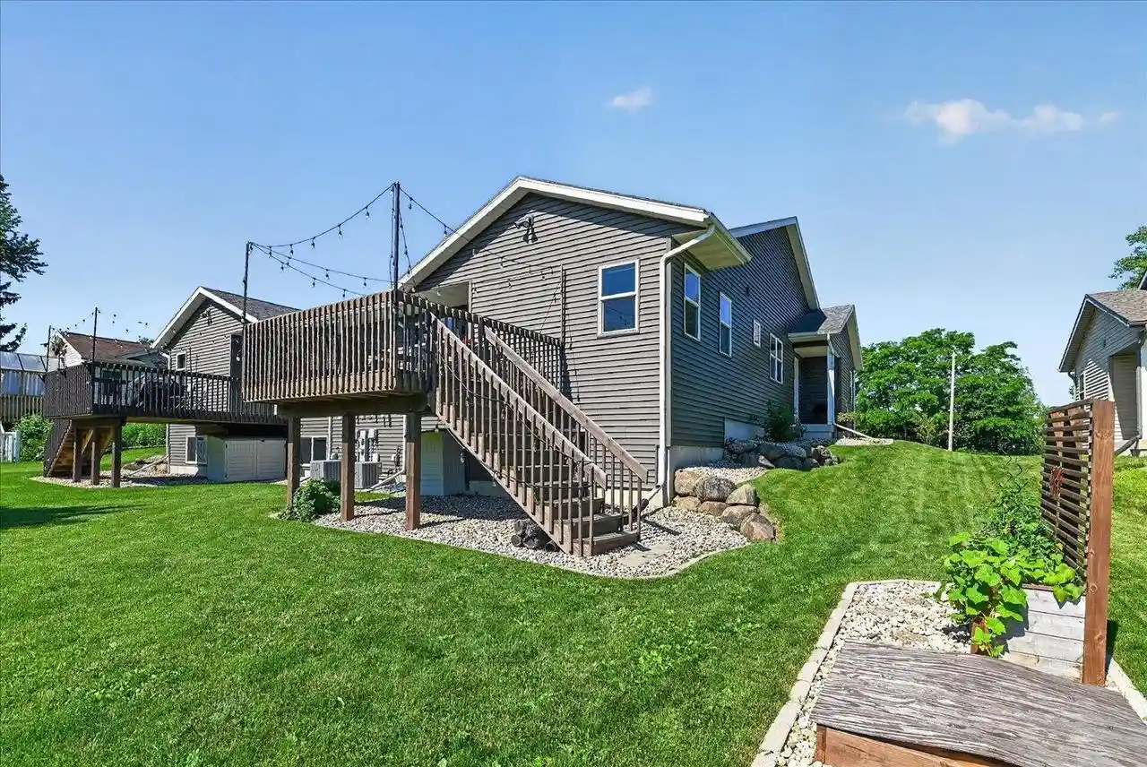 Photo 2 of Single family home for sale at 746 Thompson Dr Dr, Oregon, WI 53575 | MLS# 2029687 | Listing updated on 2026-08-13
