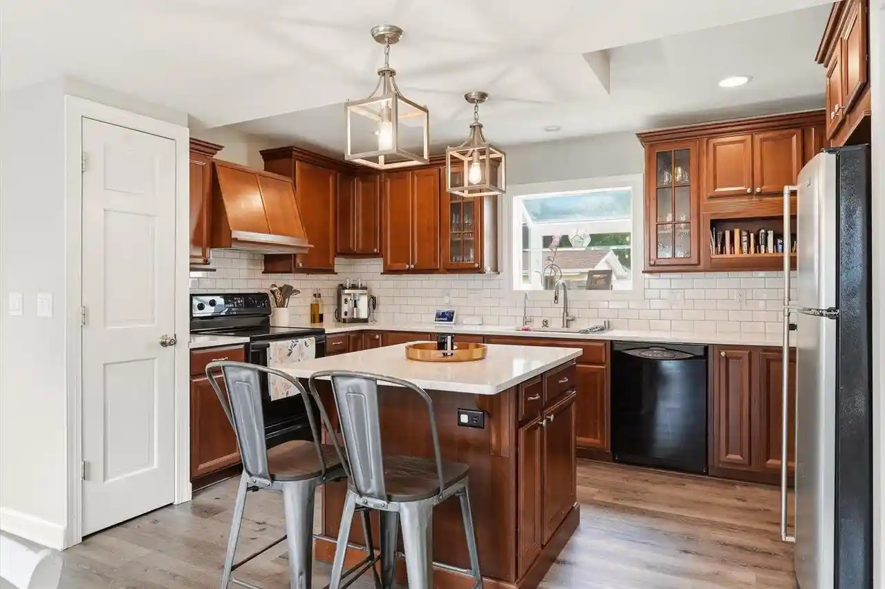 32nd image of 416 E Jefferson Street Street, Oconomowoc, WI 53066 | MLS# 1974700