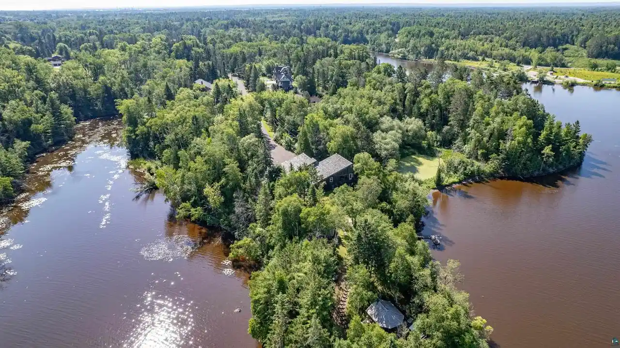 1st image of 26 St Albans Rd Rd, Superior, WI 54880 | MLS# 6127155