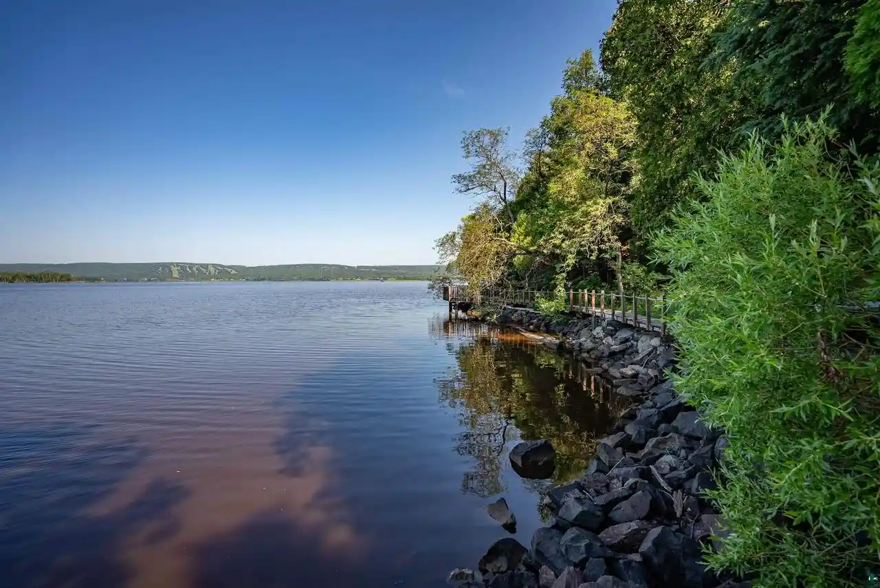 2nd image of 26 St Albans Rd Rd, Superior, WI 54880 | MLS# 6127155