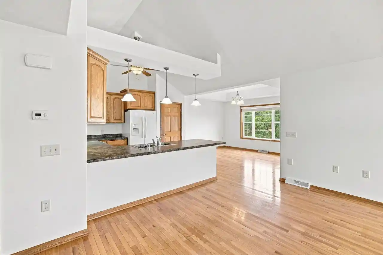 60th image of 118 Summit Court Court, Columbus, WI 53925 | MLS# 1974709