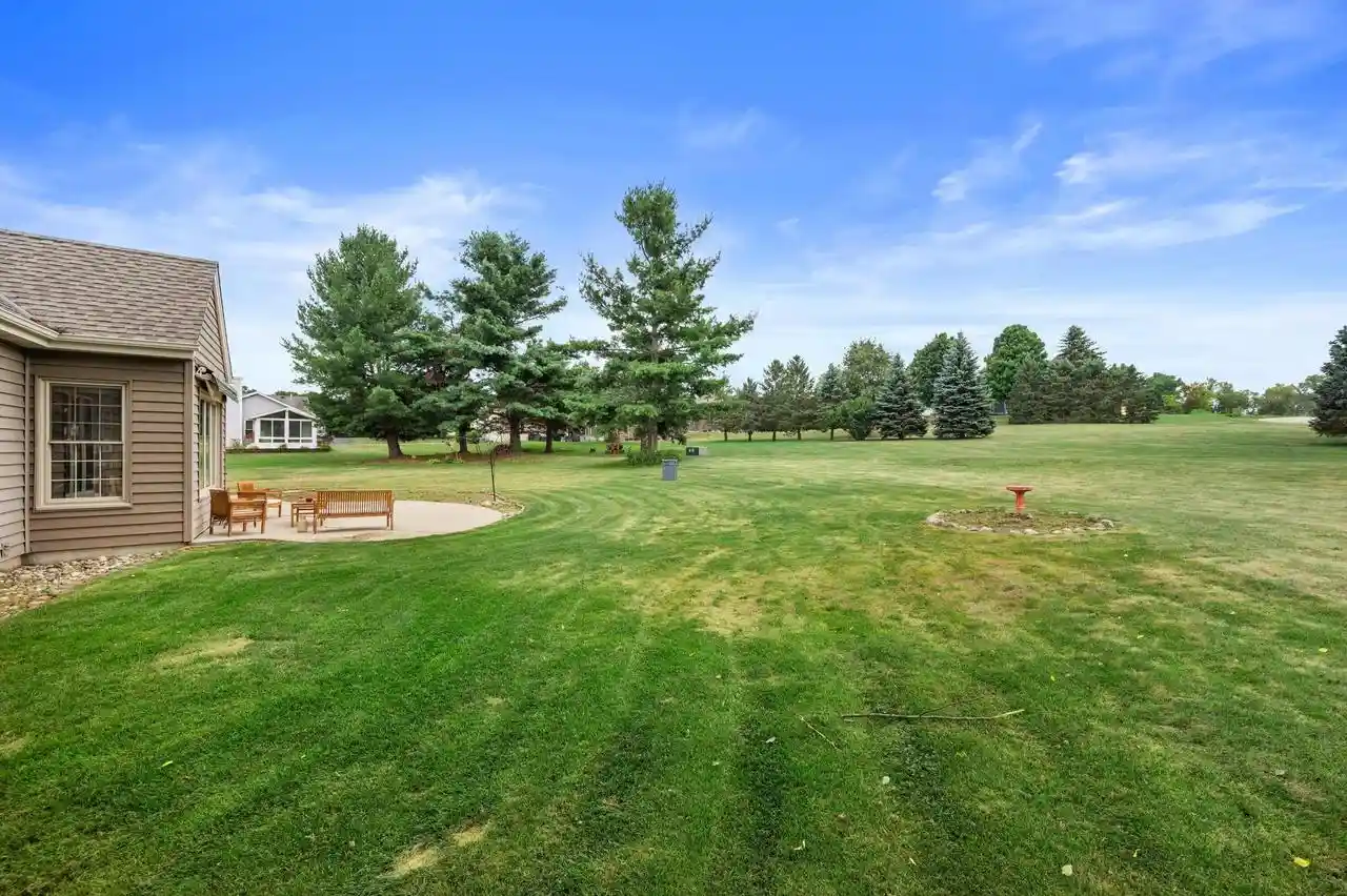 3rd image of 6187 Killdeer Court Court, Burlington, WI 53105 | MLS# 1974722
