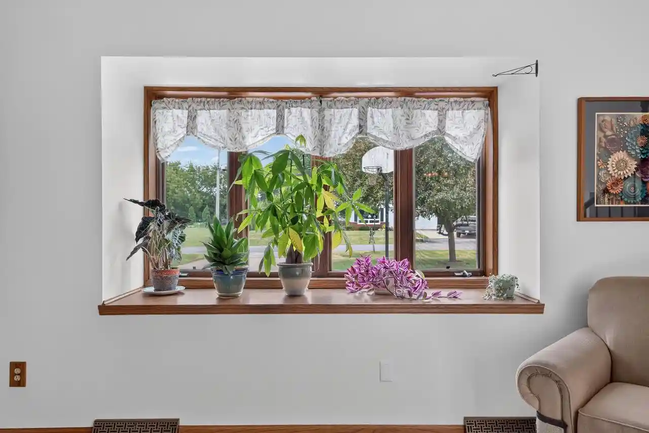 Photo 3 of Single family home for sale at 80 Johnson Avenue Avenue, Oshkosh, WI 54902 | MLS# 2029704 | Listing updated on 2026-09-08