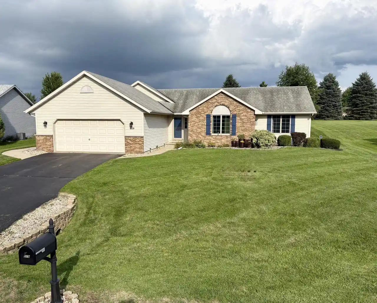 Photo 1 of Single family home for sale at 519 Danielson Dr Dr, Darien, WI 53114 | MLS# 1974732 | Listing updated on 2026-09-21