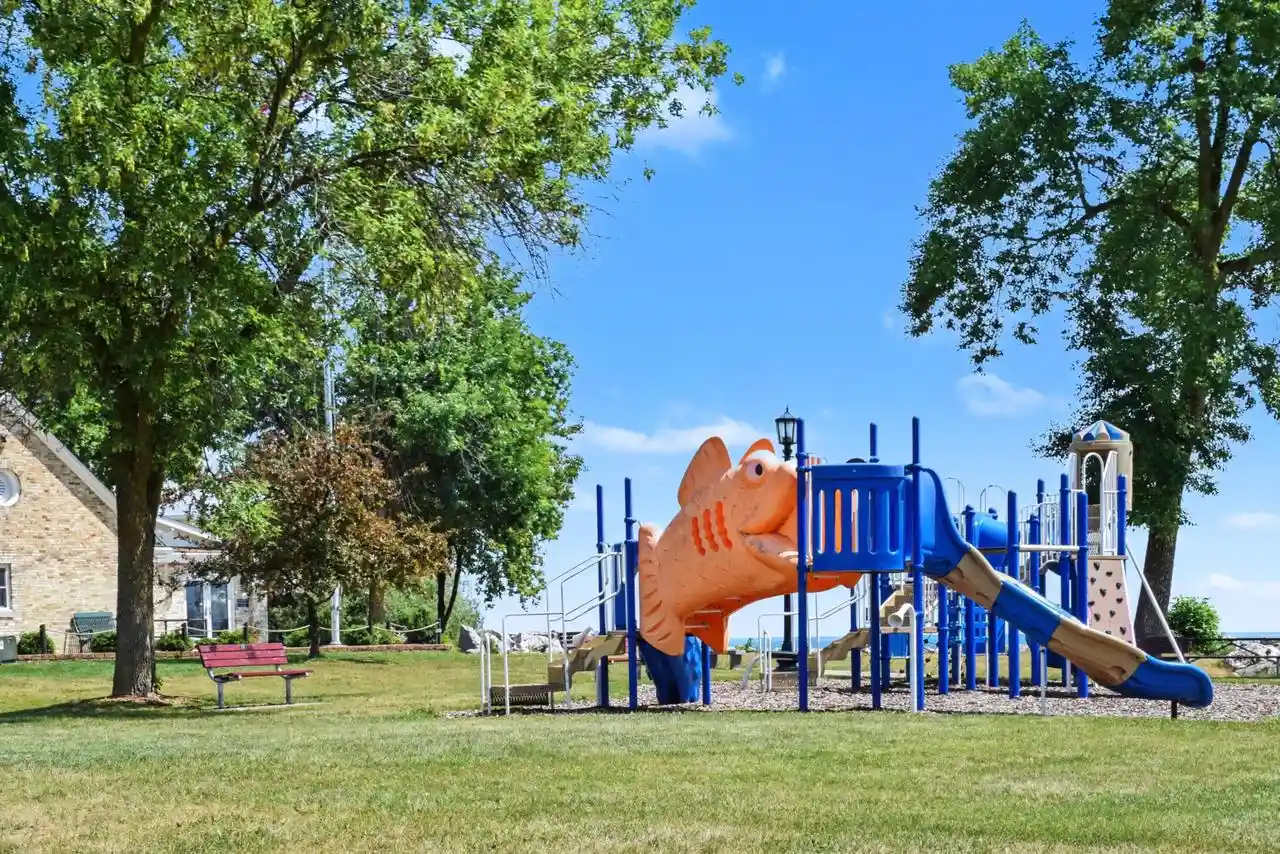 5th image of 456 Bastle Wynd, Port Washington, WI 53074