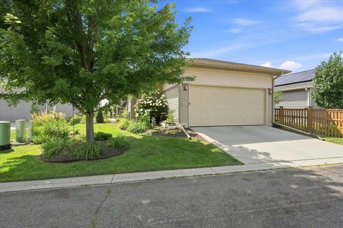 Photo 2 of Single family home for sale at 463 North Star Dr Dr, Madison, WI 53718 | MLS# 2029711 | Listing updated on 2026-09-17
