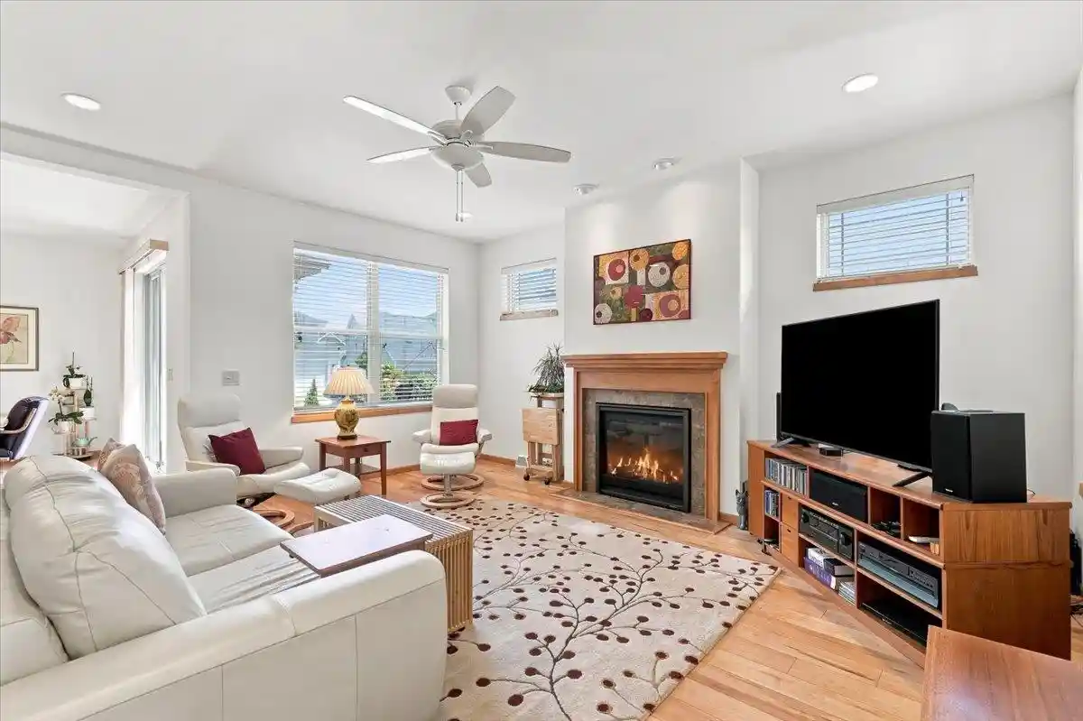 Photo 4 of Single family home for sale at 463 North Star Dr Dr, Madison, WI 53718 | MLS# 2029711 | Listing updated on 2026-09-17
