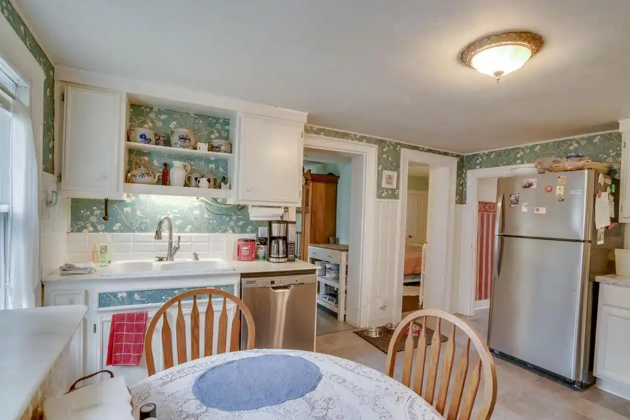 Photo 4 of Single family home for sale at 530 61St Street Street, Kenosha, WI 53143 | MLS# 1974753 | Listing updated on 2026-08-31