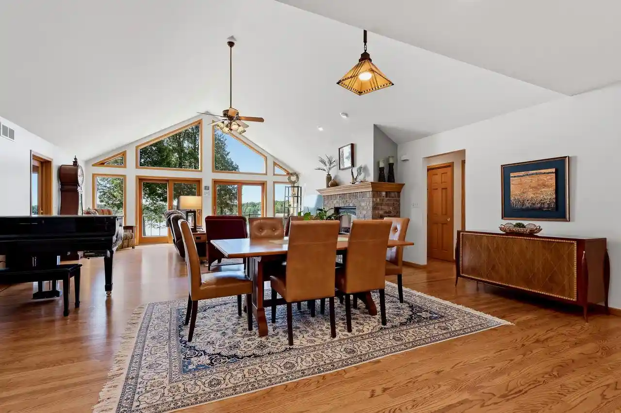 3rd image of 14501 N Shore Dr Dr, Valders, WI 54245 | MLS# 1974754