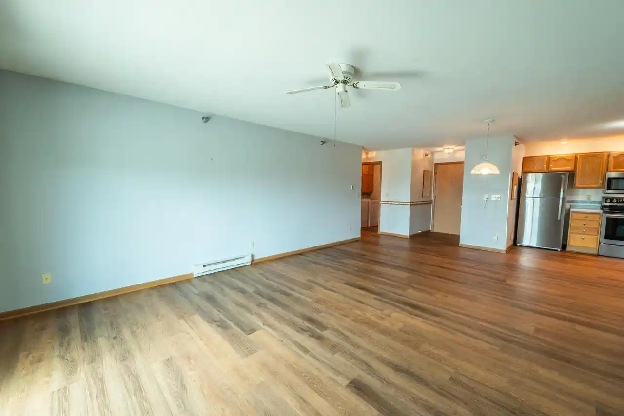 2nd image of 715 Canterberry Ct Ct, West Bend, WI 53090