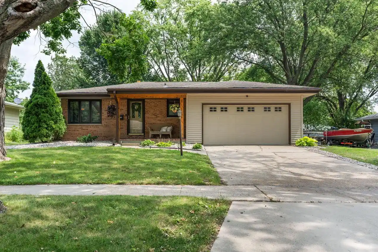 Photo 1 of Single family home for sale at 1108 Erie Dr Dr, Janesville, WI 53545 | MLS# 1974767 | Listing updated on 2026-09-22
