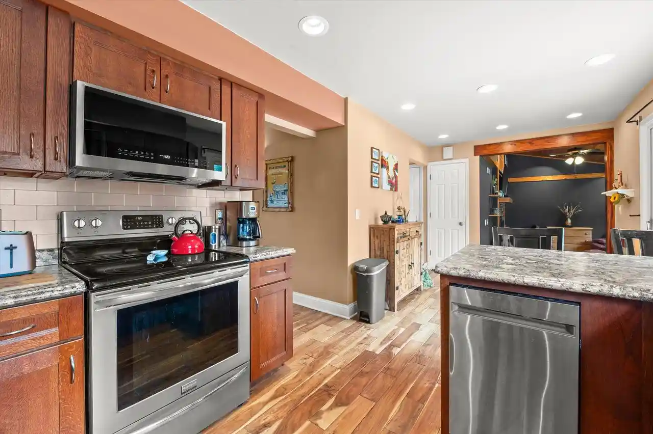 Photo 2 of Single family home for sale at S79w31491 Green Meadows Dr Dr, Mukwonago, WI 53149 | MLS# 1974784 | Listing updated on 2026-08-31