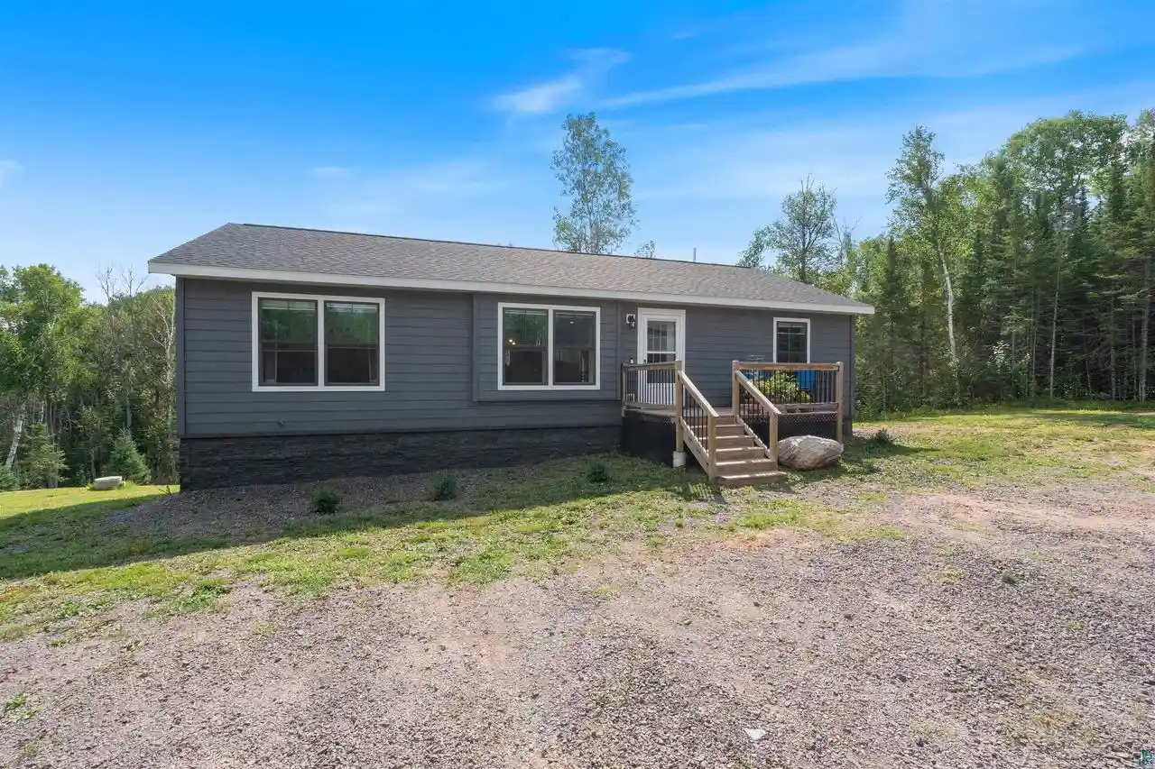 1st image of 4215 E Neuman Rd Rd, Superior, WI 54880 | MLS# 6127160