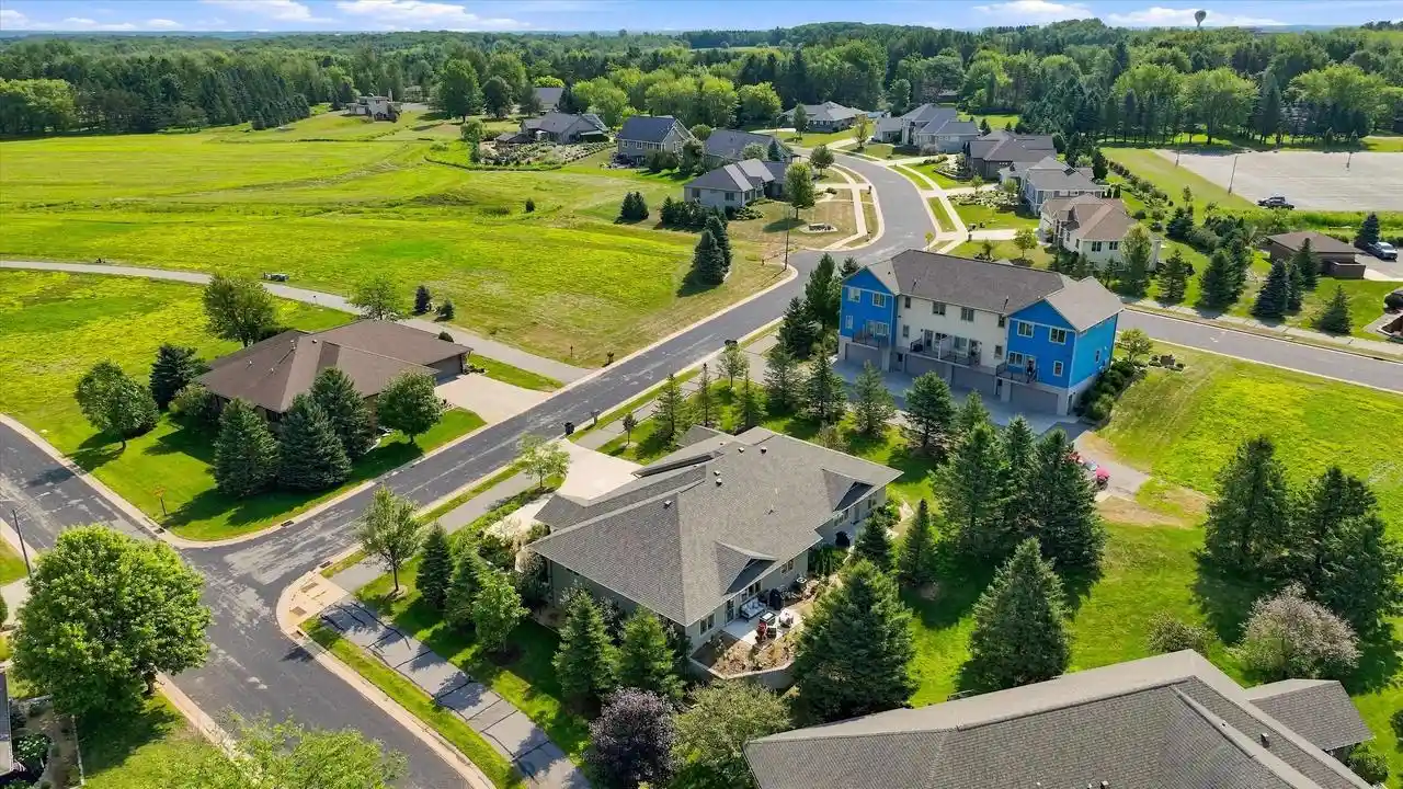 2nd image of 1110 Wildflower Dr Dr, Marshfield, WI 54449 | MLS# 22603759